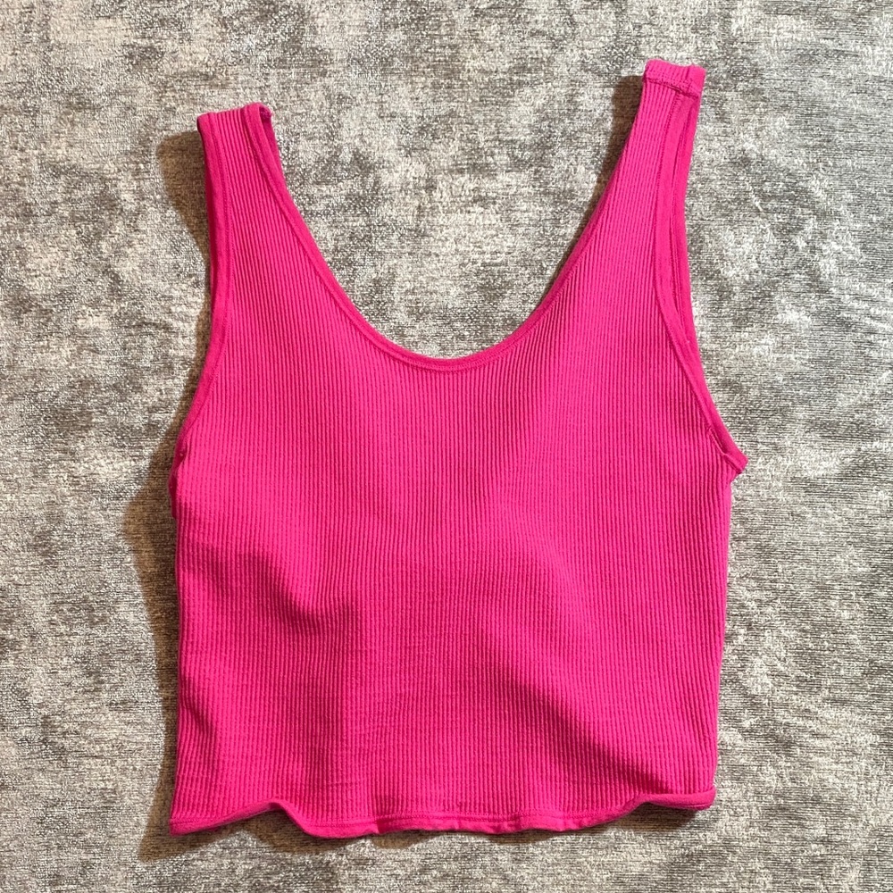 Urban Outfitters Fuchsia Ribbed Tank Top size M/L {364}
